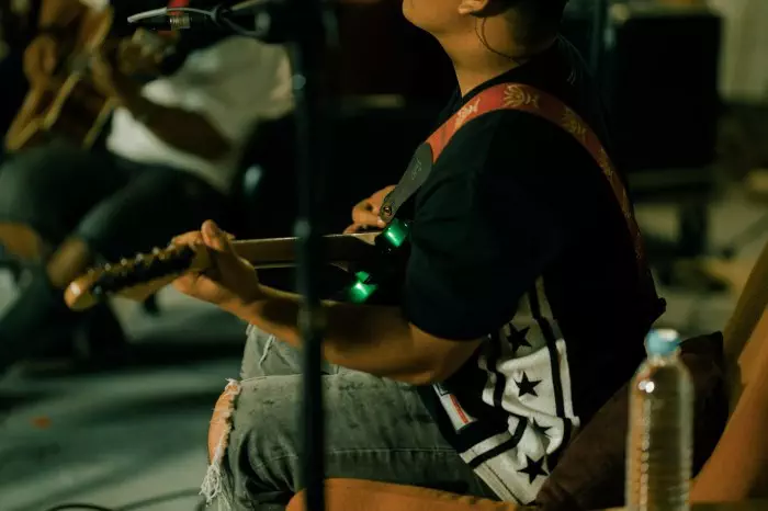 Melhores opções para assistir shows de luta com música ao vivo de graça