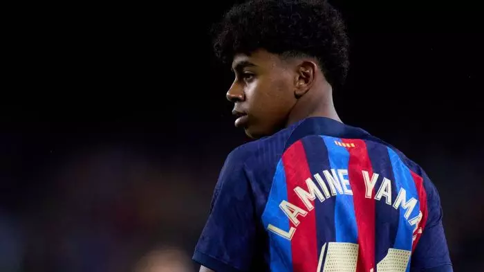 Cláusulas especiais contrato Lamine Yamal