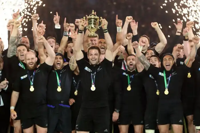 What is the rugby world cup trophy called