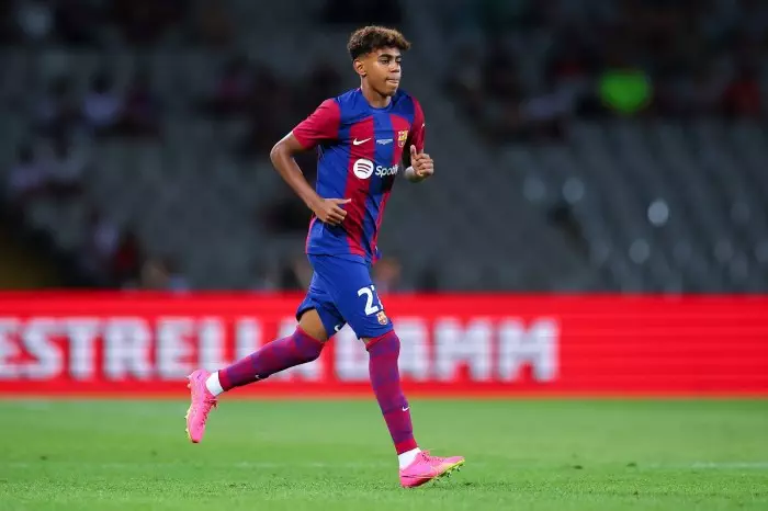 Quanto Yamal ganha por mês no Barcelona
