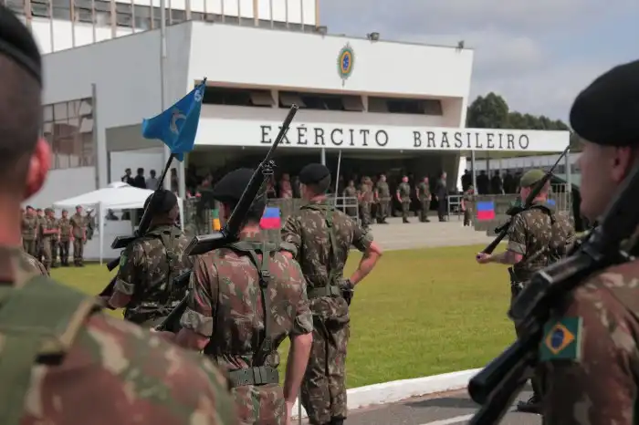 Exército Brasileiro comemora 366 anos de existência - Forças Terrestres ... Exército Brasileiro comemora 366 anos de existência - Forças Terrestres ...