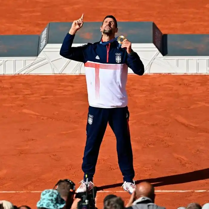 Novak Djokovic hace historia con el oro olímpico y sus enérgicas ... Novak Djokovic hace historia con el oro olímpico y sus enérgicas ...