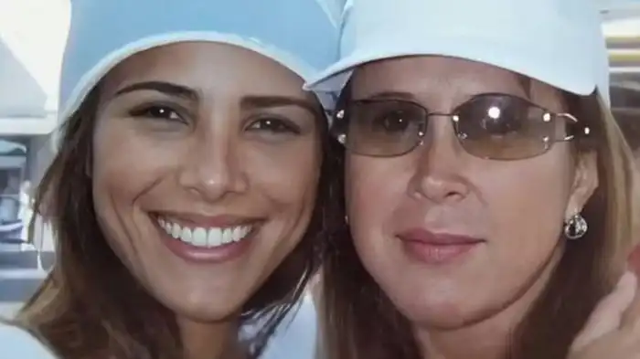 Foto: Essa é aparência de Lica Lopes em uma foto recente com Vanessa ...