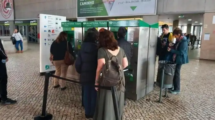 Algarve adere a bilhete único nacional para transportes públicos - AWAY ... Algarve adere a bilhete único nacional para transportes públicos - AWAY ...