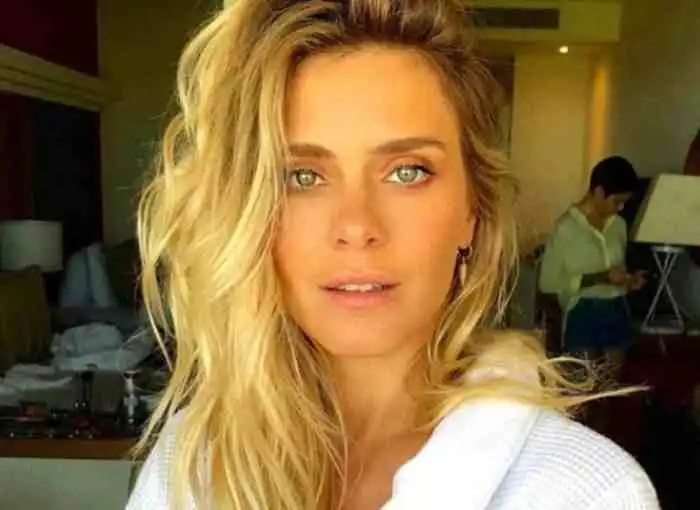 Foto: Carolina Dieckmann falou sobre os cuidados que mantém com o corpo ... Carolina Dieckmann