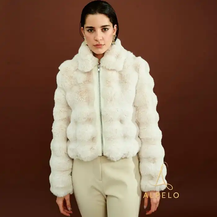 Casaco de Pele Sintética Bubbles Vanilla Alpelo - Pole Modas Casaco De Pele