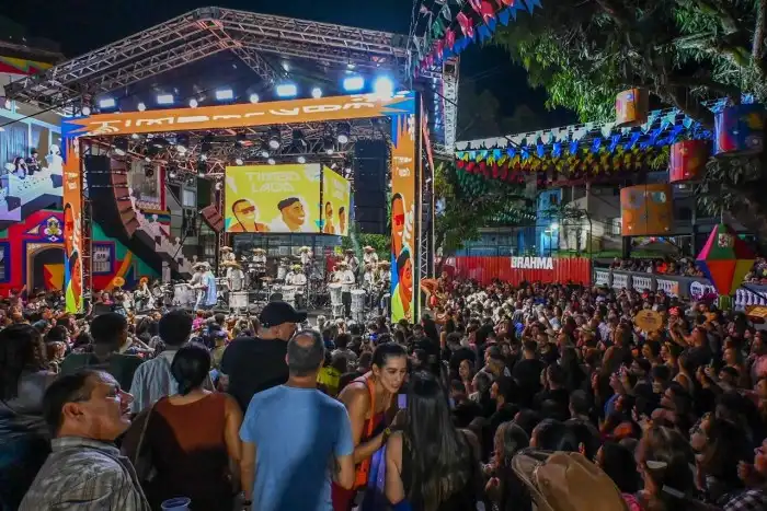 Timbalada e Léo Estakazero agitam Salvador em esquenta de São João no ... Timbalada e Léo Estakazero agitam Salvador em esquenta de São João no ...