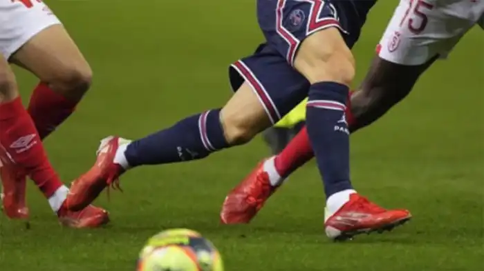 Do rugby players cut their socks?