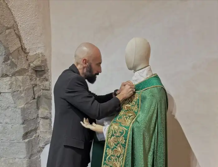 Filippo Sorcinelli: él era el diseñador del papa Francisco Francisco Filippo