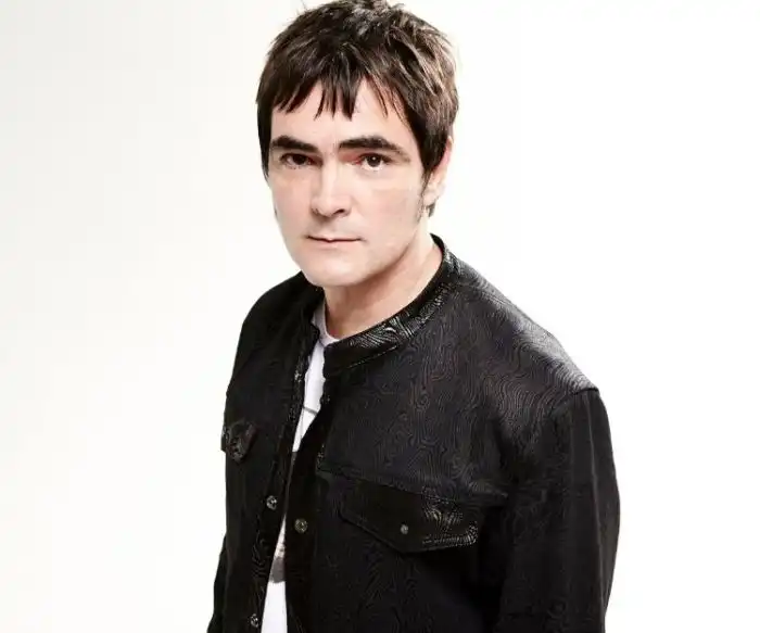 Samuel Rosa completa 54 anos: confira 6 grandes hits da carreira do ... Samuel Rosa Idade