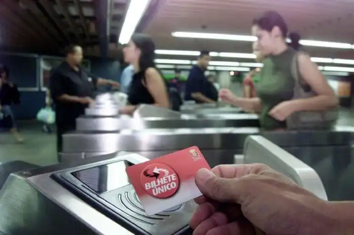CPTM e Metrô vão aceitar Bilhete Único Mensal CPTM e Metrô vão aceitar Bilhete Único Mensal