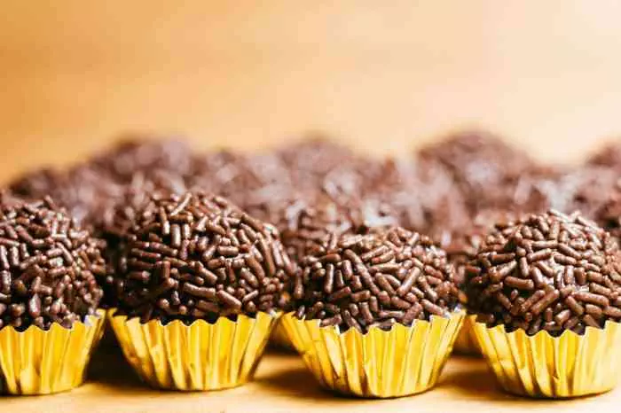 Qual A Origem Do Brigadeiro? - TriCurioso Qual A Origem Do Brigadeiro