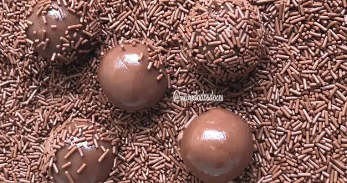 A Origem do Brigadeiro - História do Brigadeiro | Mundo dos Doces Origem Do Doce Brigadeiro