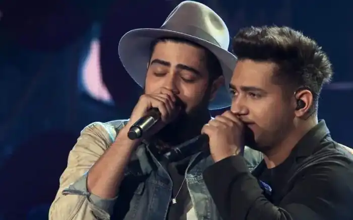 Henrique e Juliano recebem discos de ouro e platina em Portugal ... Henrique e Juliano recebem discos de ouro e platina em Portugal ...