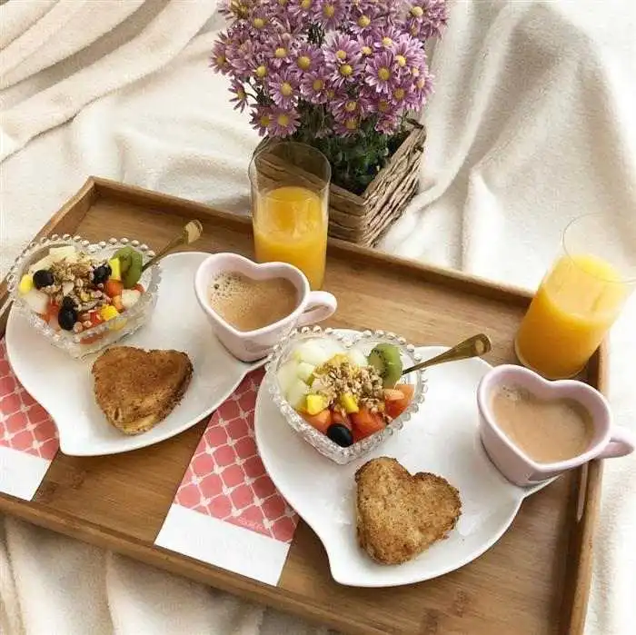 Cafe do dia dos namorados na cama - Como Fazer Artesanatos Cafe do dia dos namorados na cama - Como Fazer Artesanatos