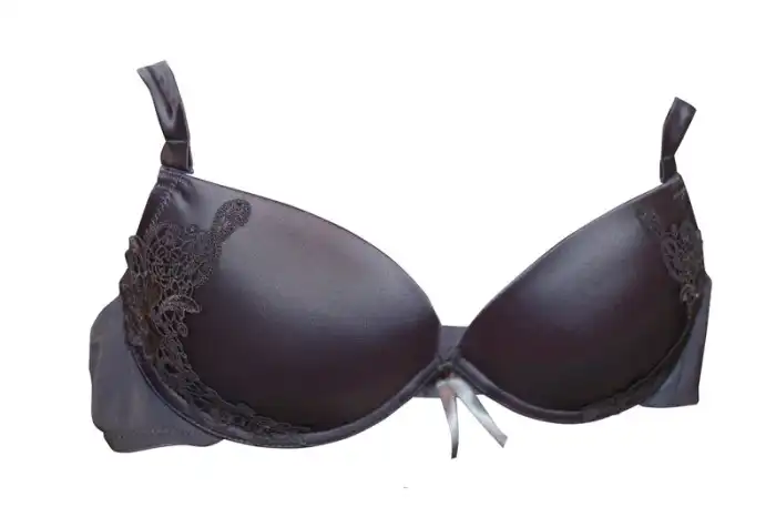 Do male athletes wear bra?