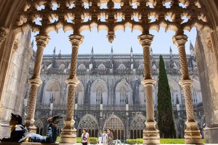Mosteiro da Batalha: como chegar e o que fazer Significado De Mosteiro