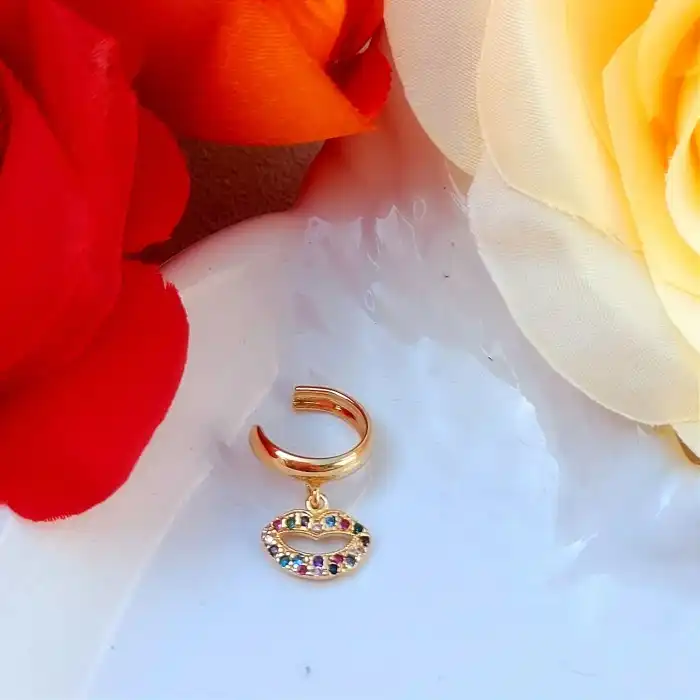 Pincer falso | Ideias para piercings, Piercing labial, Piercing falso Pincer falso | Ideias para piercings, Piercing labial, Piercing falso