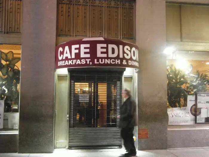 Edson Café ne uma reuniaozinha entre amigos em julho 2020 - YouTube Edson Café Hoje