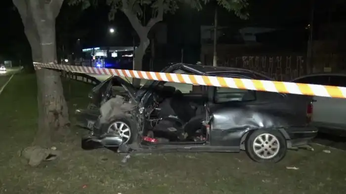 Homem morre em acidente de carro em Interlagos, Zona Sul de SP | São ... Homem Morto Em Interlagos