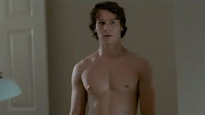 See Jonathan Groff Bare It All for Beyoncé at Cowboy Carter Tour