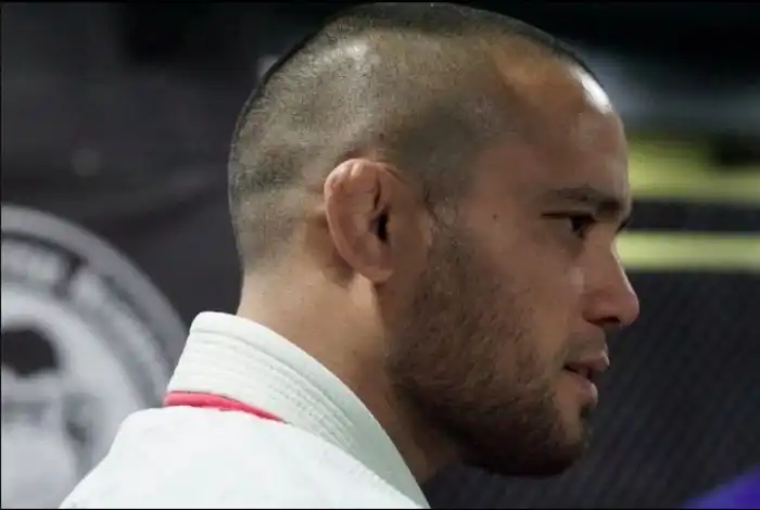 Does Conor McGregor have a cauliflower ear?