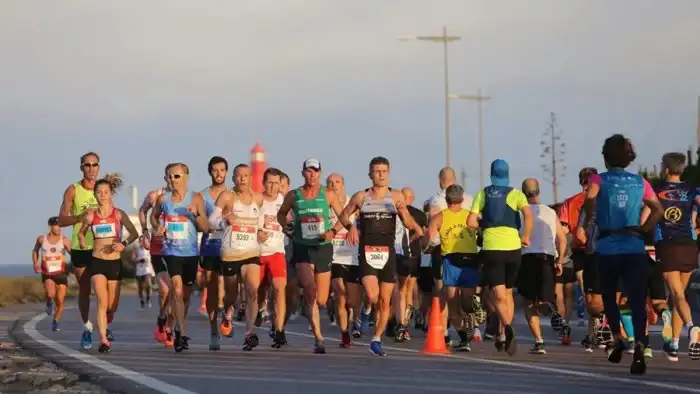 O recorde mundial da maratona aquática - Poliana Okimoto O recorde mundial da maratona aquática - Poliana Okimoto