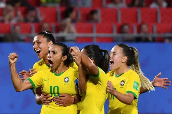 COPA DO MUNDO 2022: O Brasil joga hoje (20/11)? Confira data de estreia ... Brasil Joga Hoje