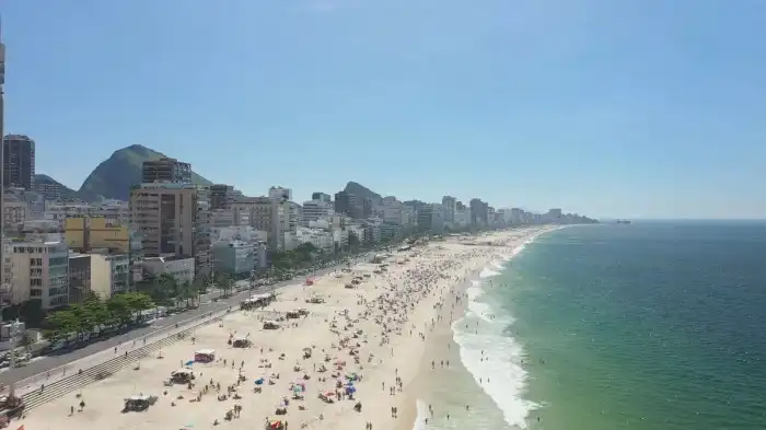 Imagens da semana - Isso não é o rio. Onde está o rio? - Canoa de Tolda Qual Pais Nao Tem Rio