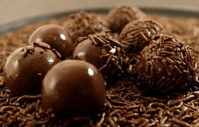 A Origem do Brigadeiro : A Origem das Coisas A Origem do Brigadeiro : A Origem das Coisas