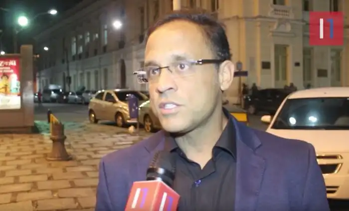 Record Bahia mira Uziel Bueno para substituir o apresentador Zé Eduardo ... Ze Eduardo Foi Demitido Da Record