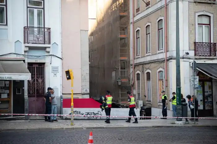 Empreiteiro e dono de obra julgados por morte de trabalhador em Lisboa
