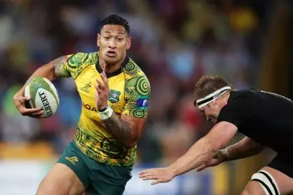 How many players are in rugby?