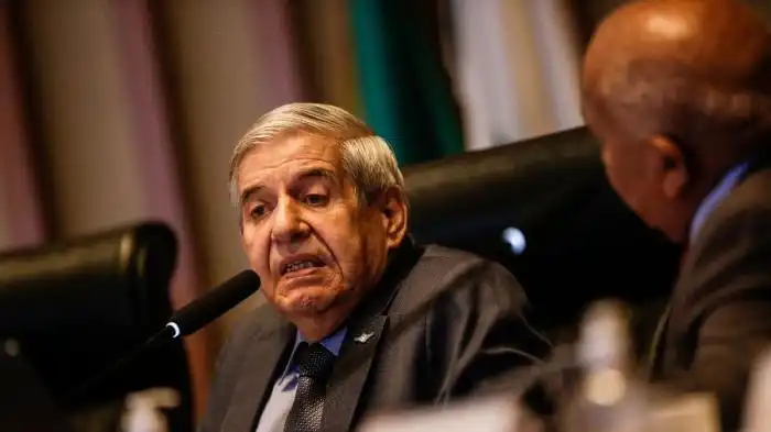General Augusto Heleno, ex-GSI, presta depoimento à CPI do 8/1 | Metrópoles