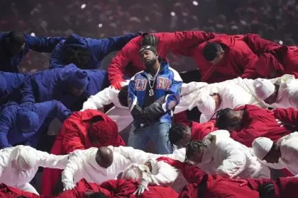 Review: Despite uneven pace, a masterful Kendrick Lamar exceeds the hype
