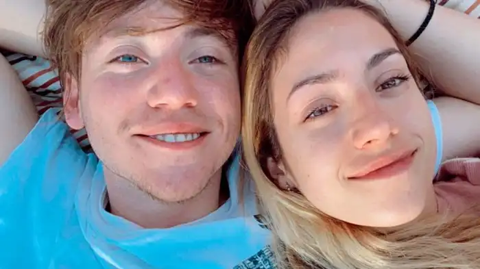 María Becerra sorprendió en el escenario con Paulo Londra luego de su embarazo ectópico: “Qué placer acompañarte”