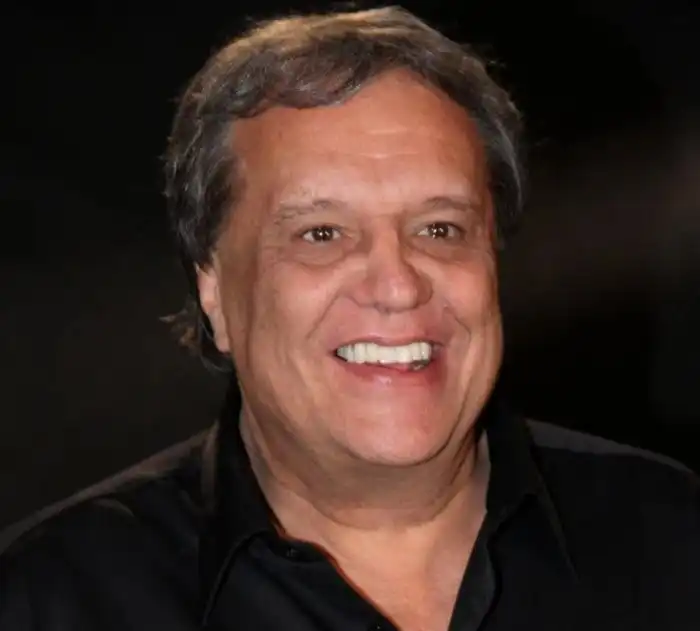 Tv tupi memó®ia viva on line: Dennis de Carvalho