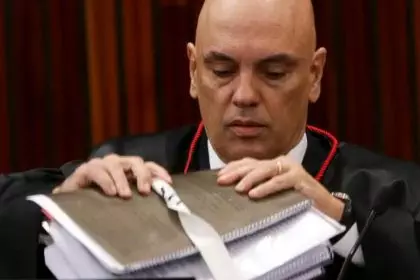 Quem é Nunes Marques, que votou contra tornar Bolsonaro inelegível, em ...