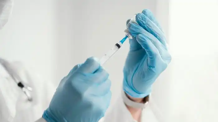 Pfizer pede registro de vacina para bronquiolite - Jornal Opção