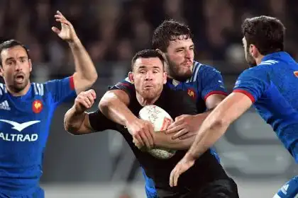 Why is rugby safer without pads?