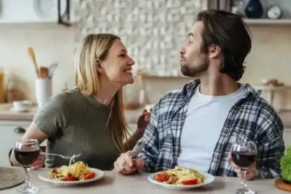 8 receitas para um jantar romântico inesquecível