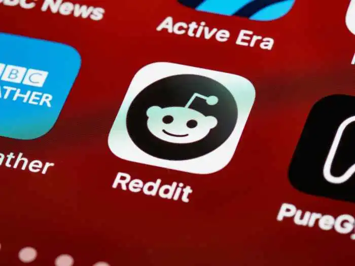 Reddit Global Offensive